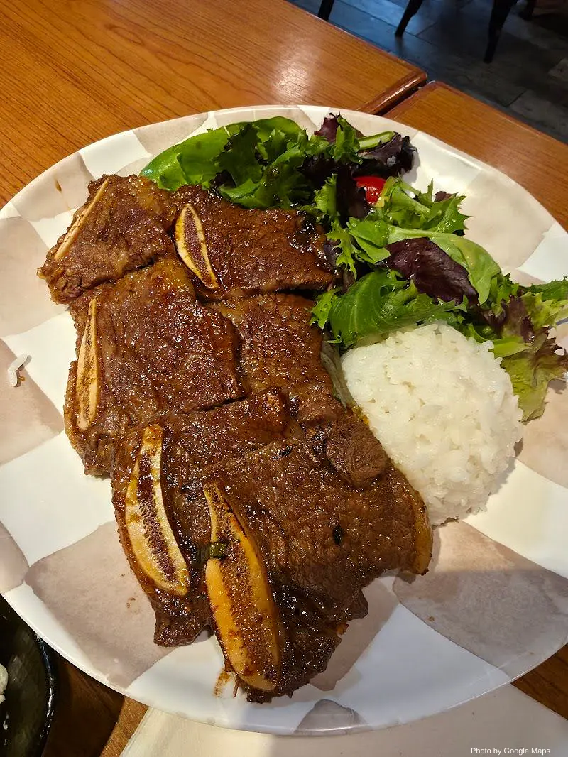 Good chicken waikiki - Photo 3 of 8 | NateEatsHawaii restaurant gallery and food photos from Oahu, Hawaii