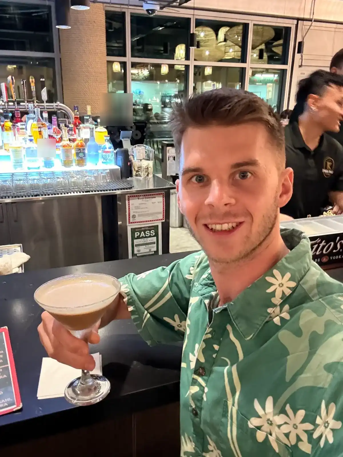 Nate from NateEatsHawaii enjoying Vietnamese Espresso Martini at K Park Bar Honolulu