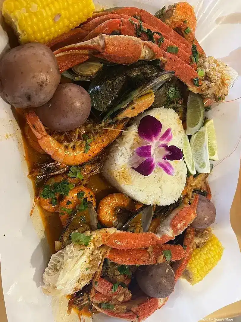 206 BCE Waikiki - Photo 3 of 6 | NateEatsHawaii restaurant gallery and food photos from Oahu, Hawaii