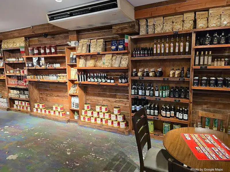 Allegrini Italian deli & Market - Photo 2 of 8 | NateEatsHawaii restaurant gallery and food photos from Oahu, Hawaii