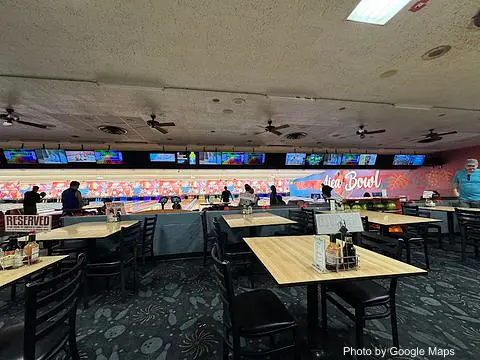 Aiea Bowl - Photo 3 of 4 | NateEatsHawaii restaurant gallery and food photos from Oahu, Hawaii