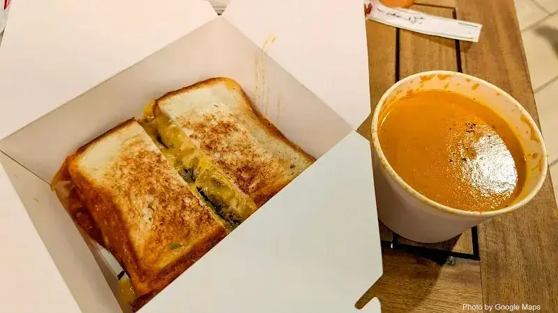 ALOHA MELT - Waikiki - - Photo 3 of 3 | NateEatsHawaii restaurant gallery and food photos from Oahu, Hawaii