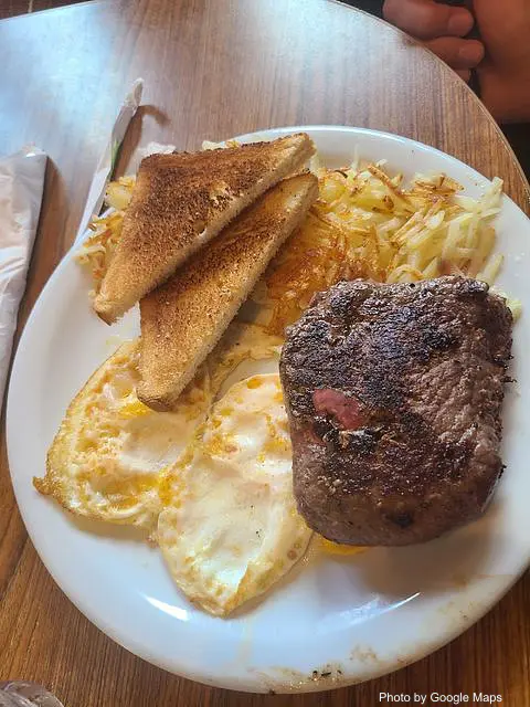 America's Diner - Photo 3 of 4 | NateEatsHawaii restaurant gallery and food photos from Oahu, Hawaii