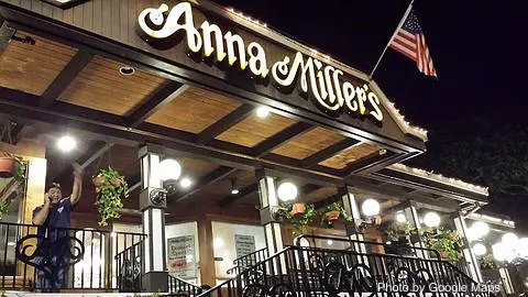 Anna Miller's Restaurant - Photo 2 of 4 | NateEatsHawaii restaurant gallery and food photos from Oahu, Hawaii