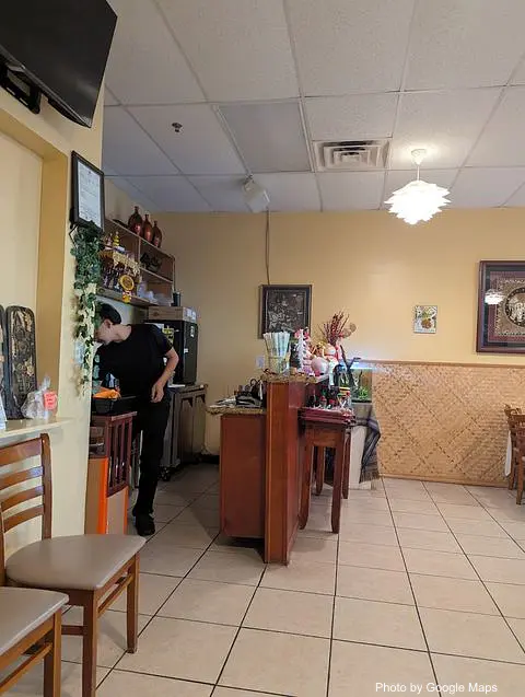 Bann Thai - Photo 2 of 4 | NateEatsHawaii restaurant gallery and food photos from Oahu, Hawaii