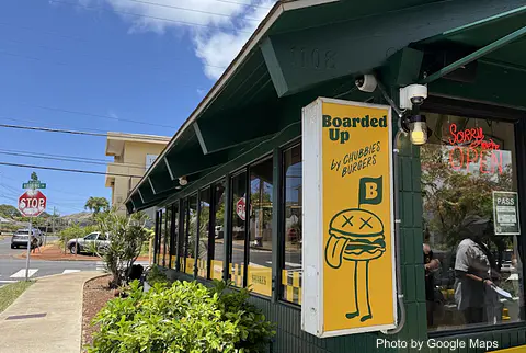 Boarded Up by Chubbies Burgers - Photo 2 of 4 | NateEatsHawaii restaurant gallery and food photos from Oahu, Hawaii