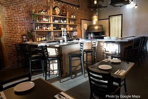 Brick Fire Tavern - Photo 2 of 4 | NateEatsHawaii restaurant gallery and food photos from Oahu, Hawaii
