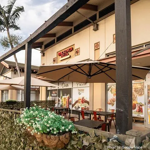 Brick Oven Pizza - Photo 2 of 4 | NateEatsHawaii restaurant gallery and food photos from Oahu, Hawaii