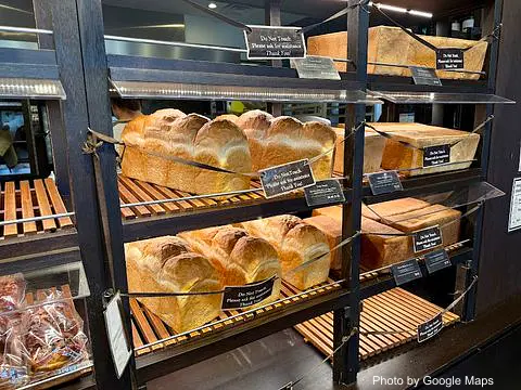 BRUG Bakery Kahala - Photo 2 of 4 | NateEatsHawaii restaurant gallery and food photos from Oahu, Hawaii