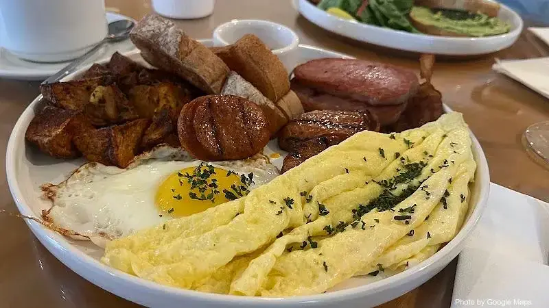 Brunch Spot Waikiki - Photo 3 of 6 | NateEatsHawaii restaurant gallery and food photos from Oahu, Hawaii