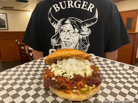 Carl OG3 Burger Shop - Photo 3 of 4 | NateEatsHawaii restaurant gallery and food photos from Oahu, Hawaii