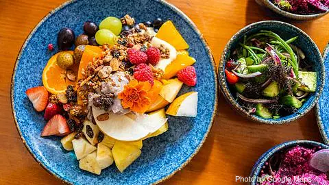Castro's - Photo 3 of 4 | NateEatsHawaii restaurant gallery and food photos from Oahu, Hawaii