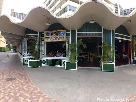 Cheeseburger In Paradise - Photo 2 of 4 | NateEatsHawaii restaurant gallery and food photos from Oahu, Hawaii