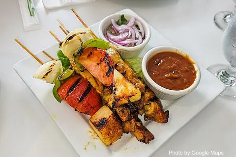 Chiang Mai Thai Cuisine - Photo 3 of 4 | NateEatsHawaii restaurant gallery and food photos from Oahu, Hawaii
