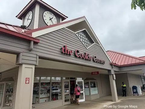 Cookie Corner - Photo 2 of 4 | NateEatsHawaii restaurant gallery and food photos from Oahu, Hawaii