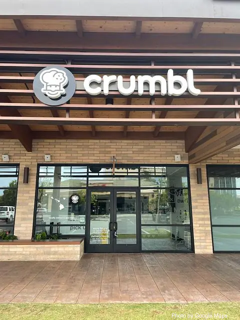 Crumbl - Photo 2 of 4 | NateEatsHawaii restaurant gallery and food photos from Oahu, Hawaii