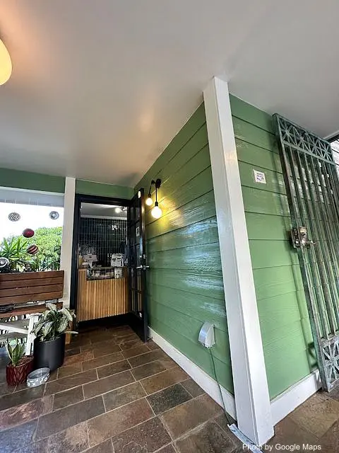 Daily Whisk Matcha - Photo 2 of 4 | NateEatsHawaii restaurant gallery and food photos from Oahu, Hawaii