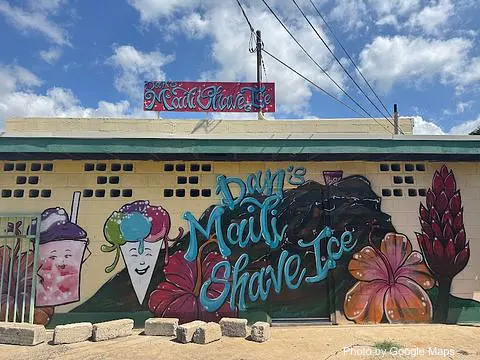 Dan's Ma'ili Shave Ice - Photo 2 of 4 | NateEatsHawaii restaurant gallery and food photos from Oahu, Hawaii