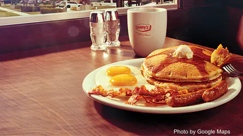 Denny's Restaurant - Photo 3 of 4 | NateEatsHawaii restaurant gallery and food photos from Oahu, Hawaii