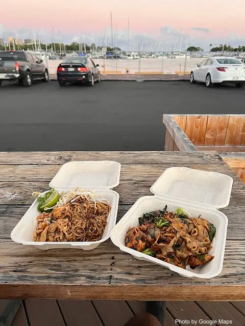Elephant Shack Thai Food - Photo 3 of 4 | NateEatsHawaii restaurant gallery and food photos from Oahu, Hawaii