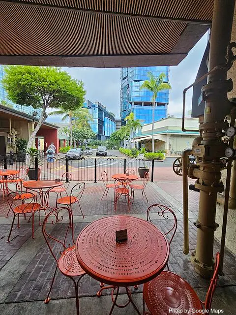 Fat Cheeks Hawaii - Photo 2 of 4 | NateEatsHawaii restaurant gallery and food photos from Oahu, Hawaii