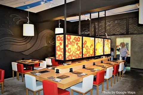 Golden Pork Tonkotsu Ramen Bar - Photo 2 of 4 | NateEatsHawaii restaurant gallery and food photos from Oahu, Hawaii