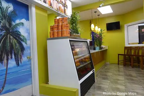 Hang's French Coffee & Smoothie - Photo 2 of 4 | NateEatsHawaii restaurant gallery and food photos from Oahu, Hawaii