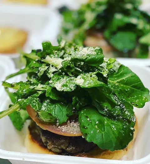 HI BURGER Co. - Photo 3 of 4 | NateEatsHawaii restaurant gallery and food photos from Oahu, Hawaii