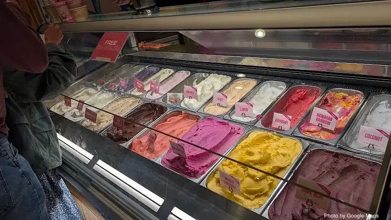 IL Gelato Hawaii Waikiki Lewers Street - Photo 3 of 6 | NateEatsHawaii restaurant gallery and food photos from Oahu, Hawaii