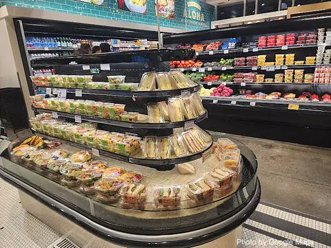 Island Country Markets - Photo 2 of 4 | NateEatsHawaii restaurant gallery and food photos from Oahu, Hawaii
