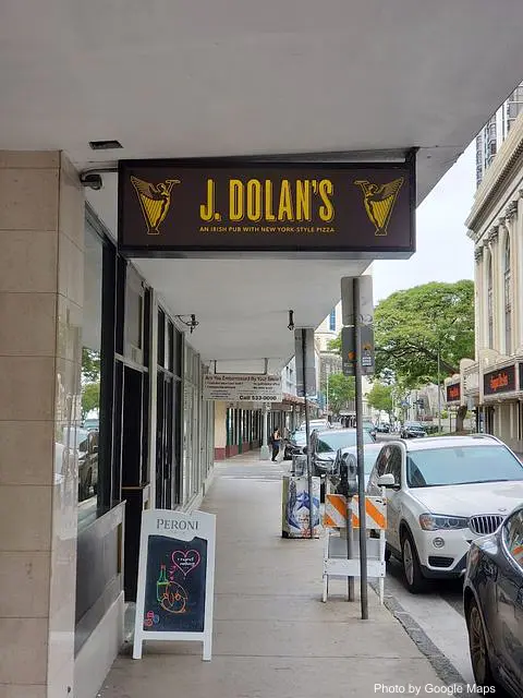 J. Dolans - Photo 2 of 4 | NateEatsHawaii restaurant gallery and food photos from Oahu, Hawaii