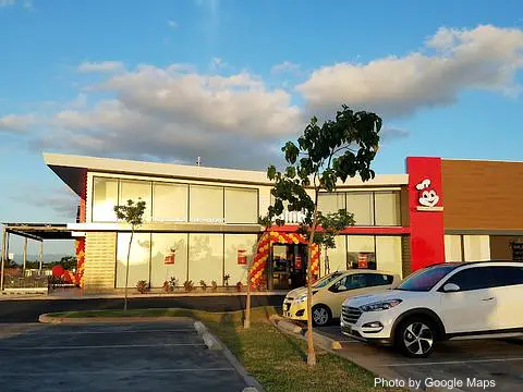 Jollibee - Photo 2 of 4 | NateEatsHawaii restaurant gallery and food photos from Oahu, Hawaii