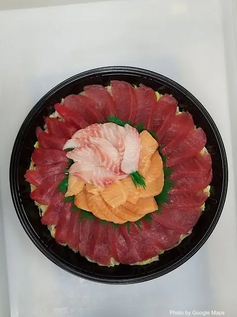 Kailua-Waipuna Sushi - Photo 3 of 4 | NateEatsHawaii restaurant gallery and food photos from Oahu, Hawaii