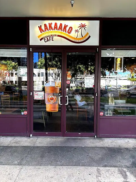KAKAAKO CAFE - Photo 2 of 4 | NateEatsHawaii restaurant gallery and food photos from Oahu, Hawaii