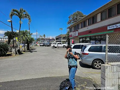 Kaneohe Market - Photo 3 of 4 | NateEatsHawaii restaurant gallery and food photos from Oahu, Hawaii