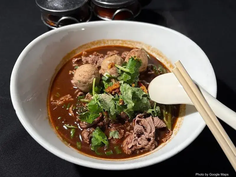 King of Thai Boat Noodles Waikiki - Photo 3 of 6 | NateEatsHawaii restaurant gallery and food photos from Oahu, Hawaii