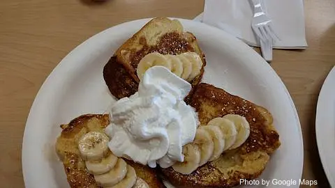 Koa Pancake House - Photo 3 of 4 | NateEatsHawaii restaurant gallery and food photos from Oahu, Hawaii