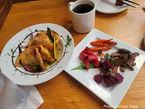 Koko Head Cafe - Photo 3 of 4 | NateEatsHawaii restaurant gallery and food photos from Oahu, Hawaii
