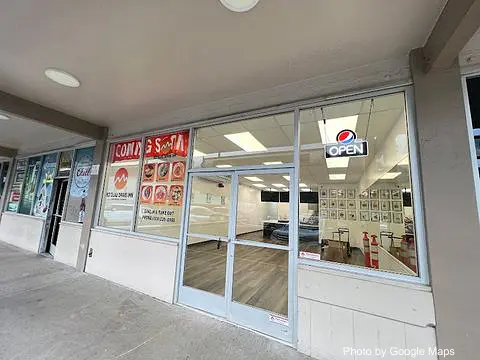 Koolau Drive Inn - Photo 2 of 4 | NateEatsHawaii restaurant gallery and food photos from Oahu, Hawaii