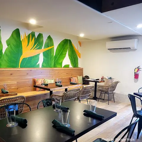 Lanterns Restaurant and Tavern - Photo 2 of 4 | NateEatsHawaii restaurant gallery and food photos from Oahu, Hawaii