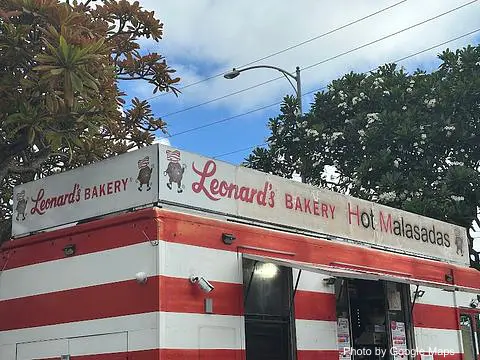 Leonard's Malasada Mobile - Photo 2 of 4 | NateEatsHawaii restaurant gallery and food photos from Oahu, Hawaii