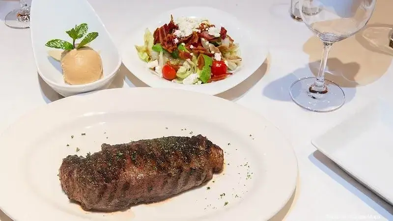 Little Joe's Steakhouse - Photo 2 of 6 | NateEatsHawaii restaurant gallery and food photos from Oahu, Hawaii