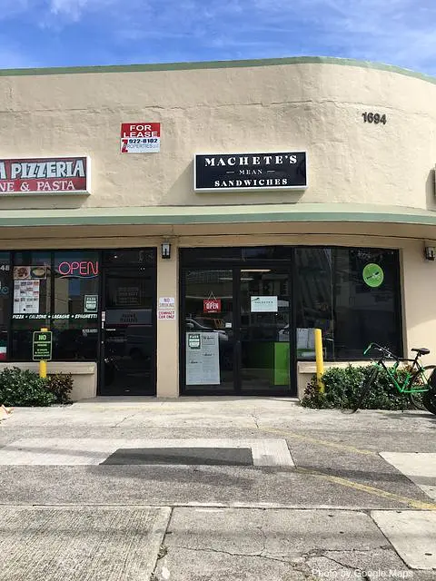 Machete’s Mean Sandwiches - Photo 2 of 4 | NateEatsHawaii restaurant gallery and food photos from Oahu, Hawaii