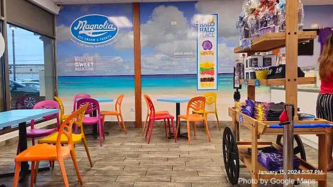 Magnolia Ice Cream & Treats Kapalama - Photo 2 of 4 | NateEatsHawaii restaurant gallery and food photos from Oahu, Hawaii