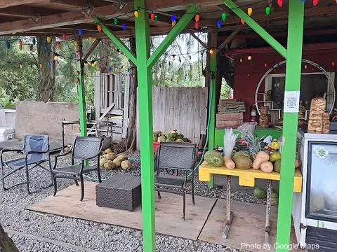 Mama Tina’s Hut - Photo 2 of 4 | NateEatsHawaii restaurant gallery and food photos from Oahu, Hawaii