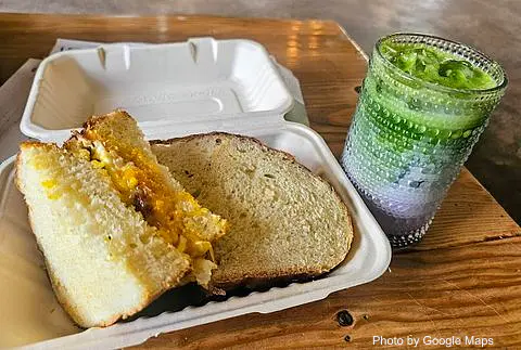 Mele Mele Bakery - Photo 3 of 4 | NateEatsHawaii restaurant gallery and food photos from Oahu, Hawaii