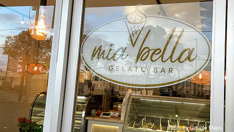 Mia Bella Gelato Bar - Photo 2 of 4 | NateEatsHawaii restaurant gallery and food photos from Oahu, Hawaii