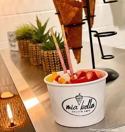 Mia Bella Gelato Bar - Photo 3 of 4 | NateEatsHawaii restaurant gallery and food photos from Oahu, Hawaii