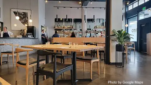 Miro Kaimuki - The Counter - Photo 2 of 4 | NateEatsHawaii restaurant gallery and food photos from Oahu, Hawaii