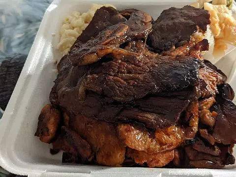 M & M BBQ - Photo 3 of 4 | NateEatsHawaii restaurant gallery and food photos from Oahu, Hawaii